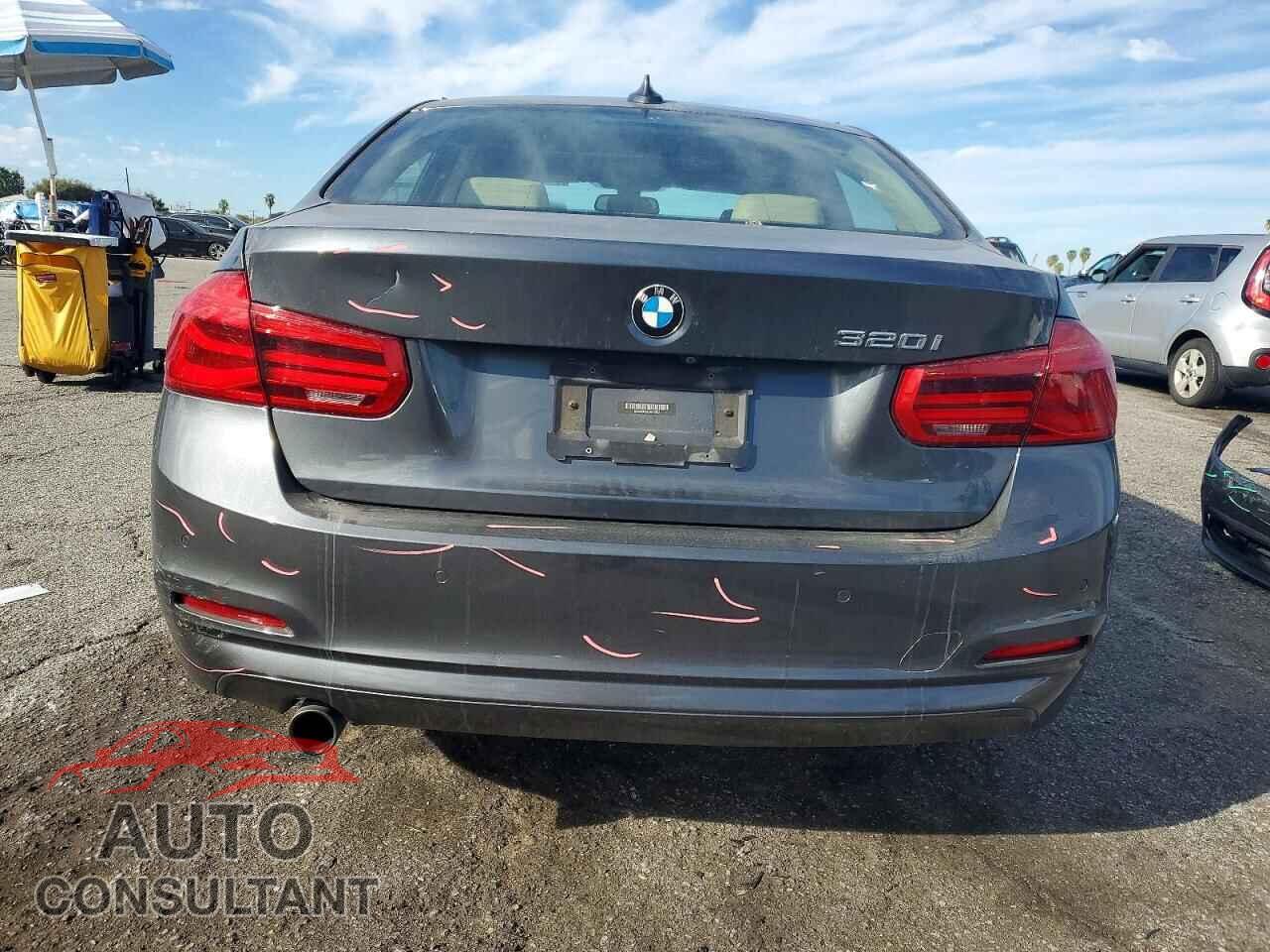 BMW 3 SERIES 2018 - WBA8A9C5XJAH12832