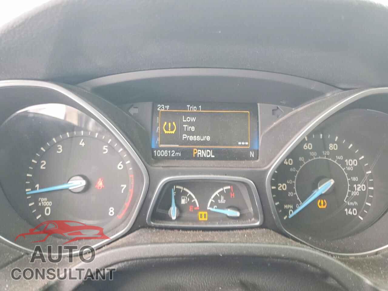 FORD FOCUS 2017 - 1FADP3F25HL345497