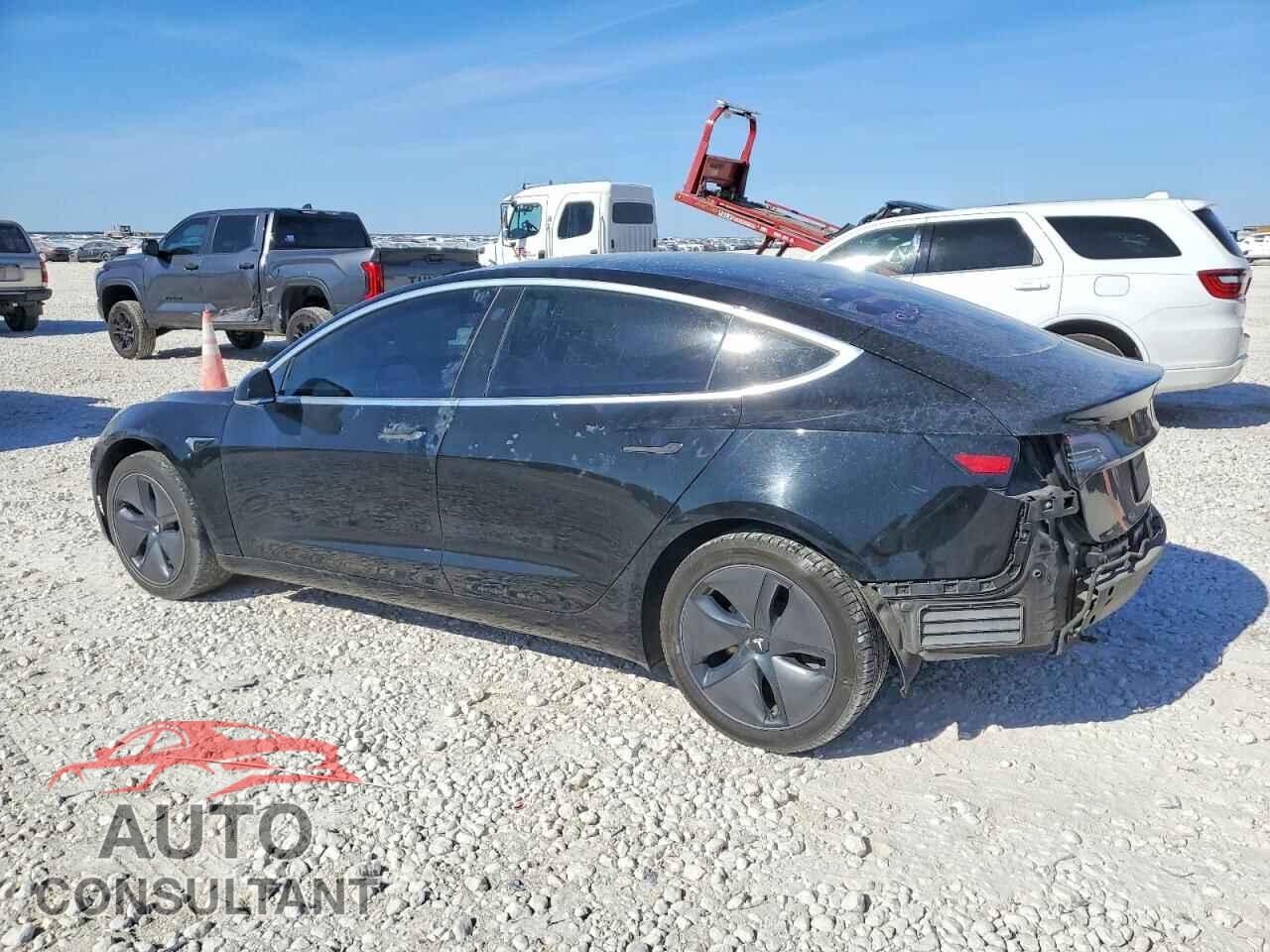 TESLA MODEL 3 2019 - 5YJ3E1EA8KF296671