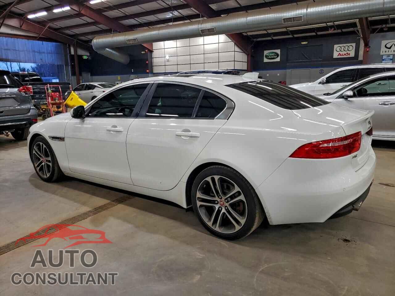JAGUAR XE 2018 - SAJAJ4EV2JCP23637