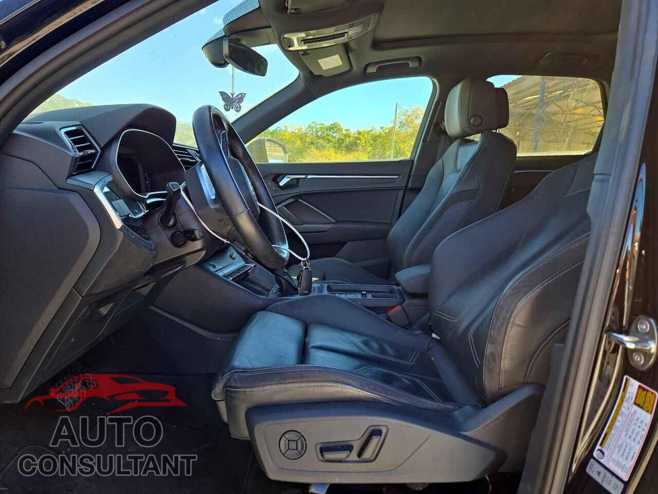 AUDI Q3 2021 - WA1EECF38M1003488