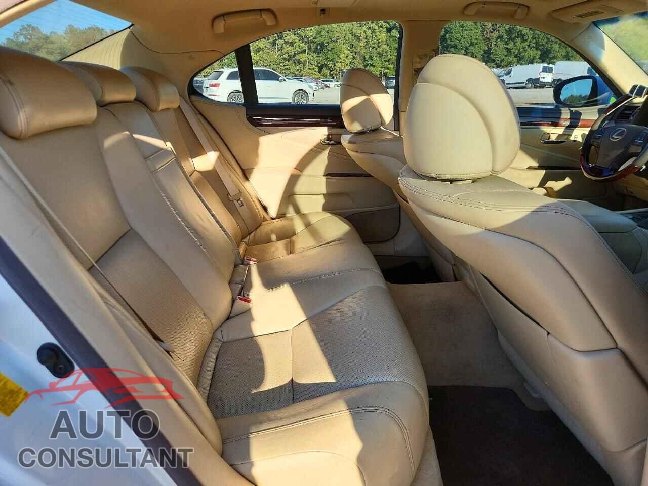 LEXUS LS460 2014 - JTHBL5EF5E5125904