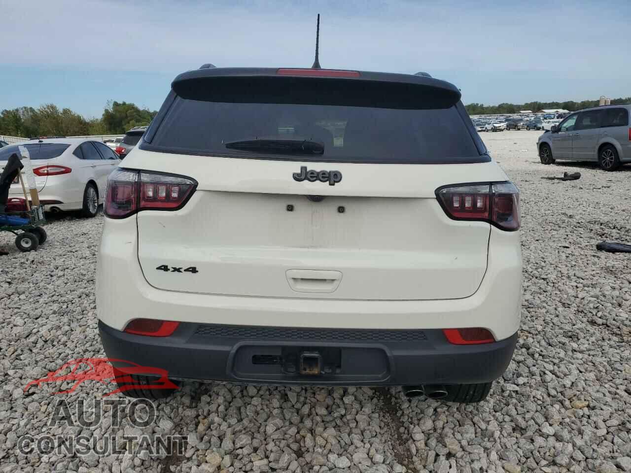 JEEP COMPASS 2020 - 3C4NJDBB5LT239446