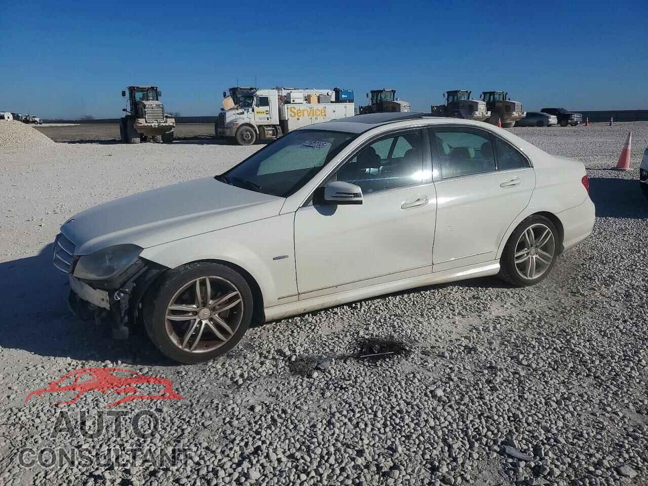 MERCEDES-BENZ C-CLASS 2012 - WDDGF4HB9CA606413
