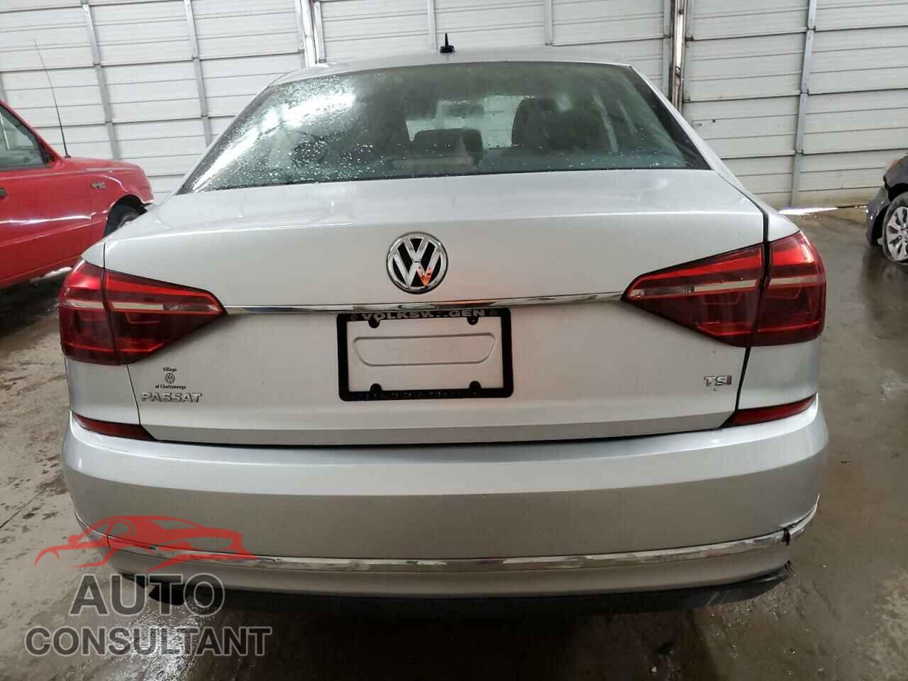 VOLKSWAGEN PASSAT 2017 - 1VWAT7A30HC069274