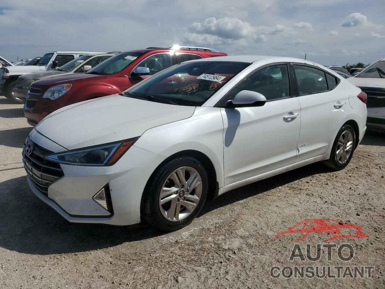 HYUNDAI ELANTRA 2020 - 5NPD84LF5LH498477