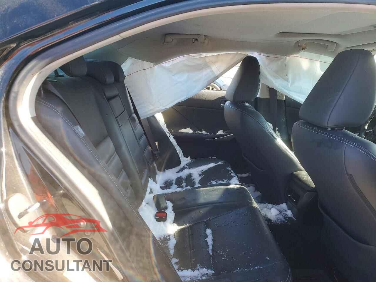 LEXUS IS 2015 - JTHCF1D29F5025986