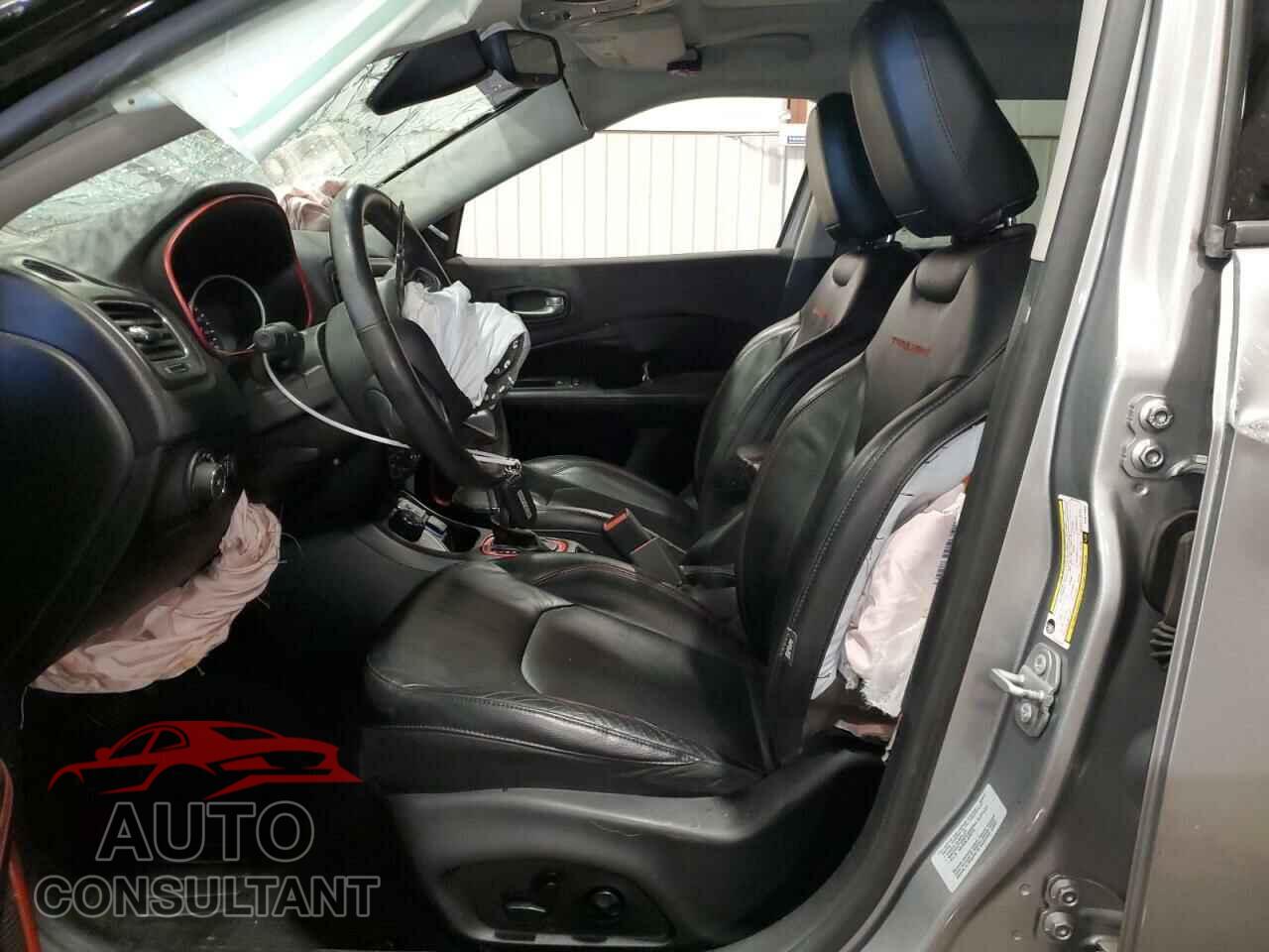 JEEP COMPASS 2017 - 3C4NJDDBXHT617099