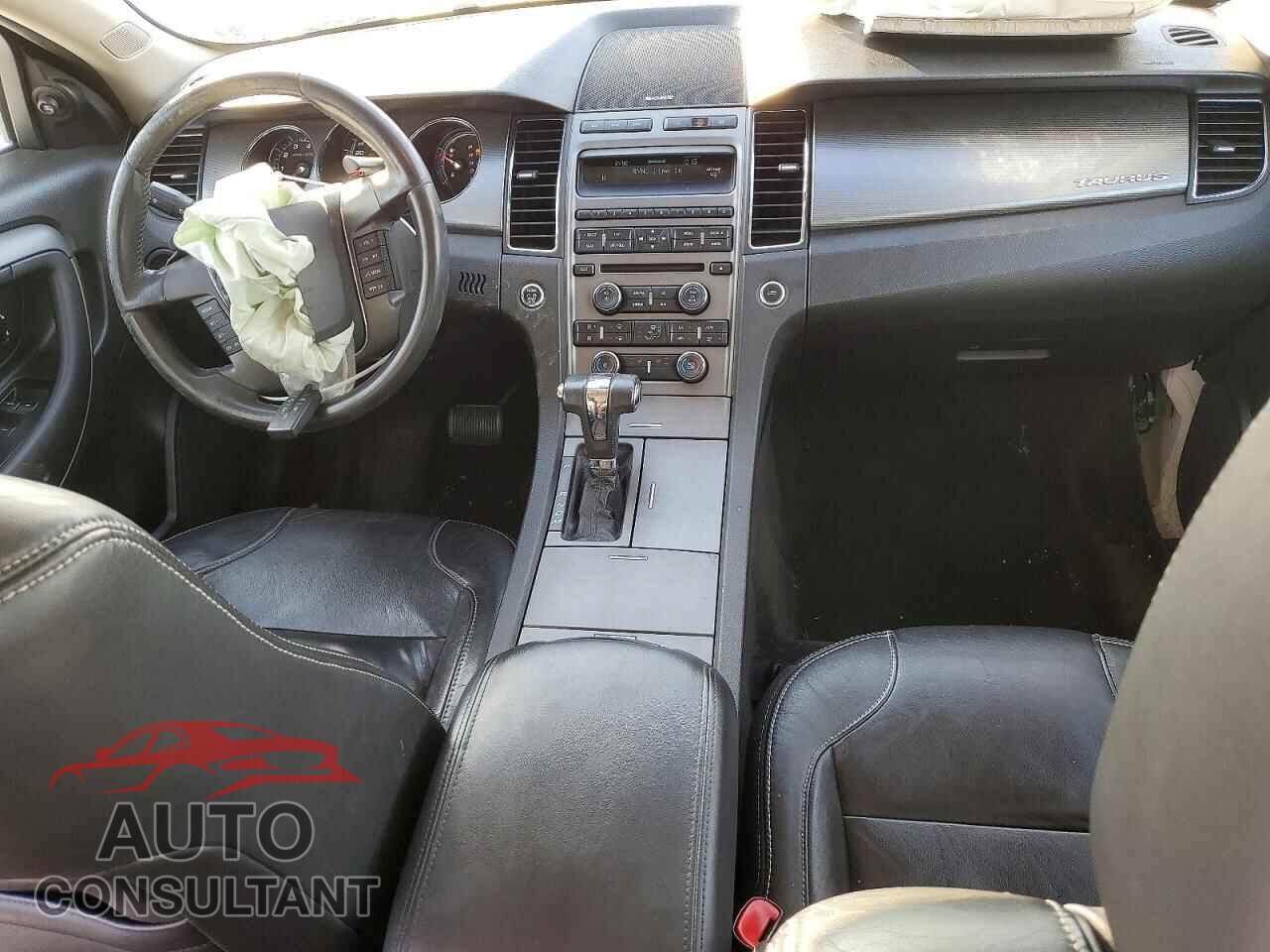 FORD TAURUS 2011 - 1FAHP2EW4BG182972