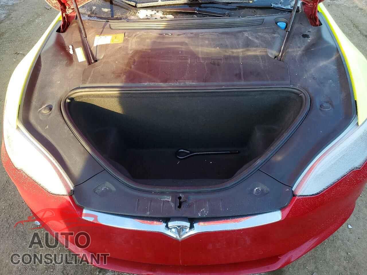 TESLA MODEL S 2016 - 5YJSA1E26GF157520