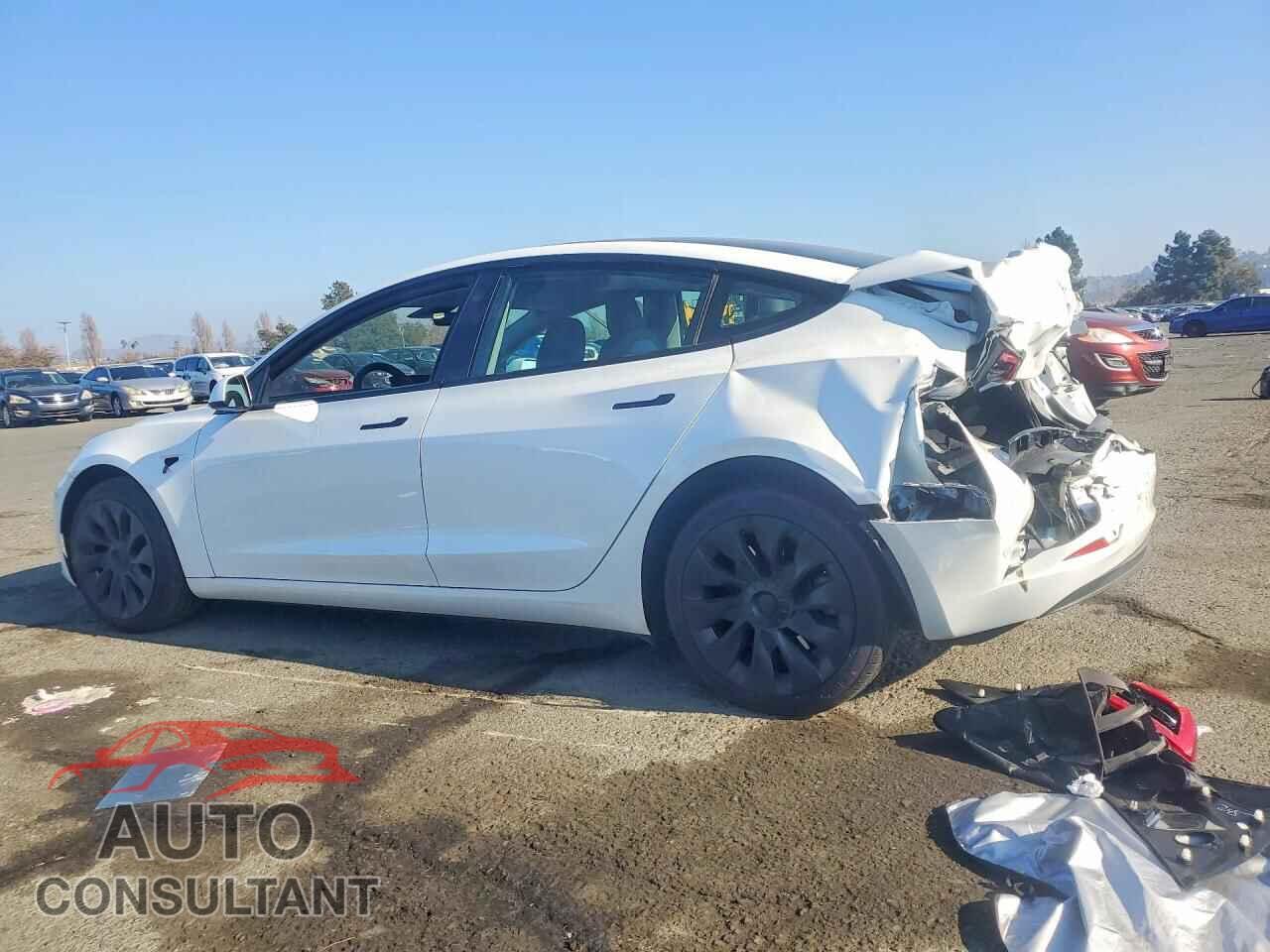 TESLA MODEL 3 2023 - 5YJ3E1EA5PF470588