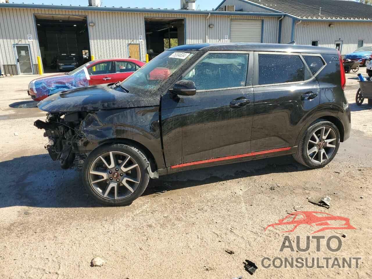 KIA SOUL 2020 - KNDJ63AU7L7056289