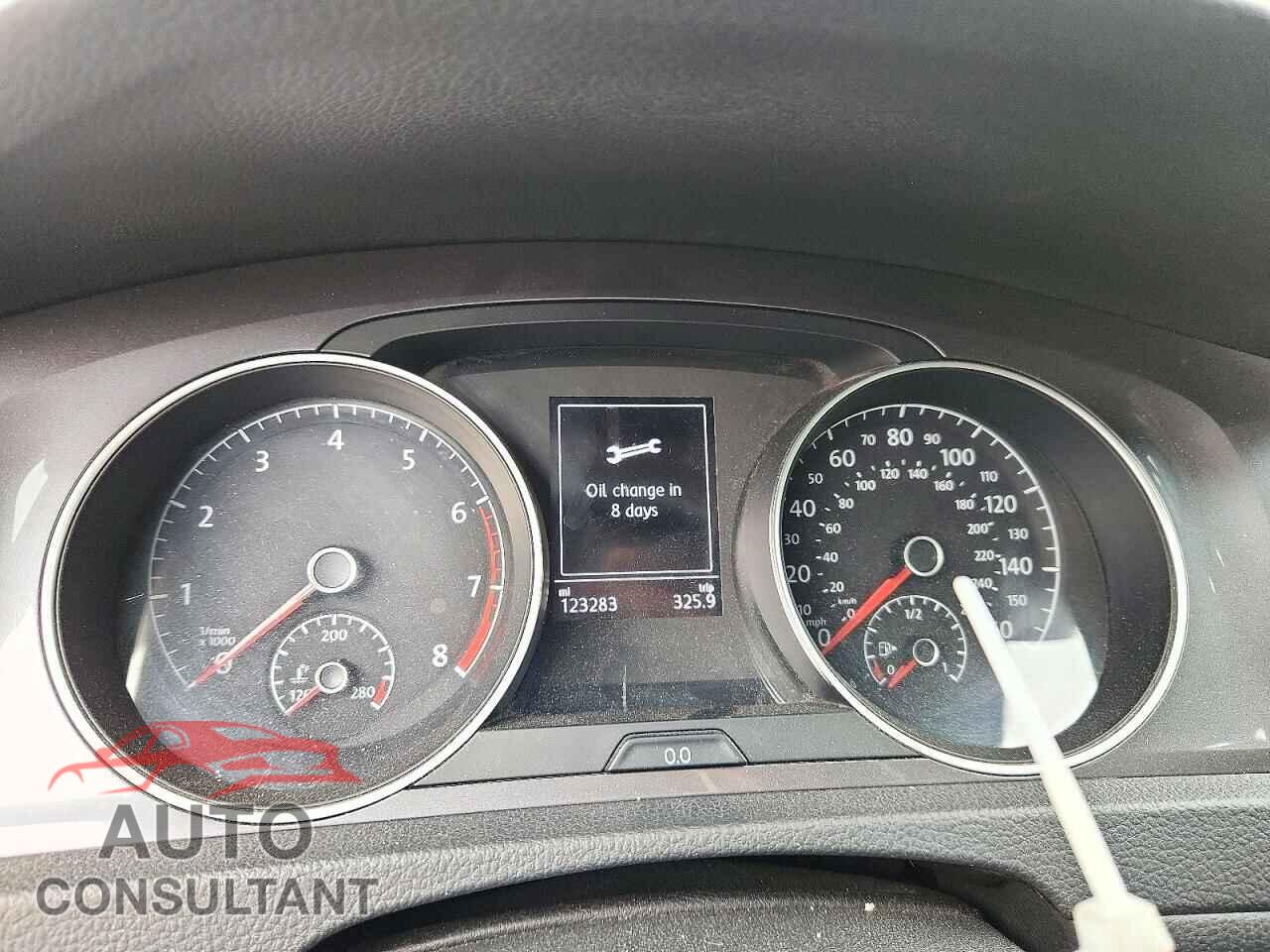 VOLKSWAGEN GOLF 2017 - 3VWH17AU4HM520928