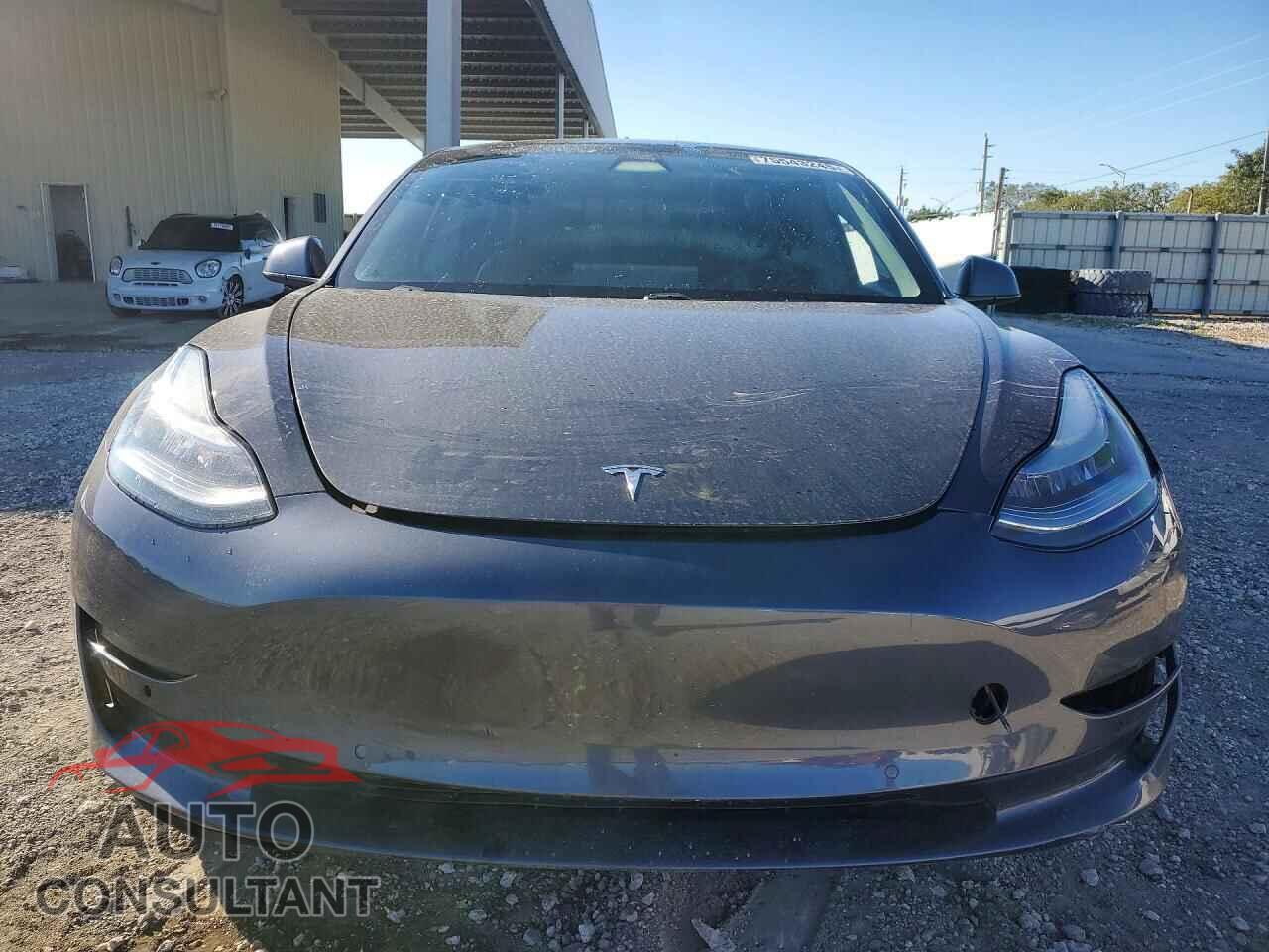 TESLA MODEL 3 2021 - 5YJ3E1EA6MF854567
