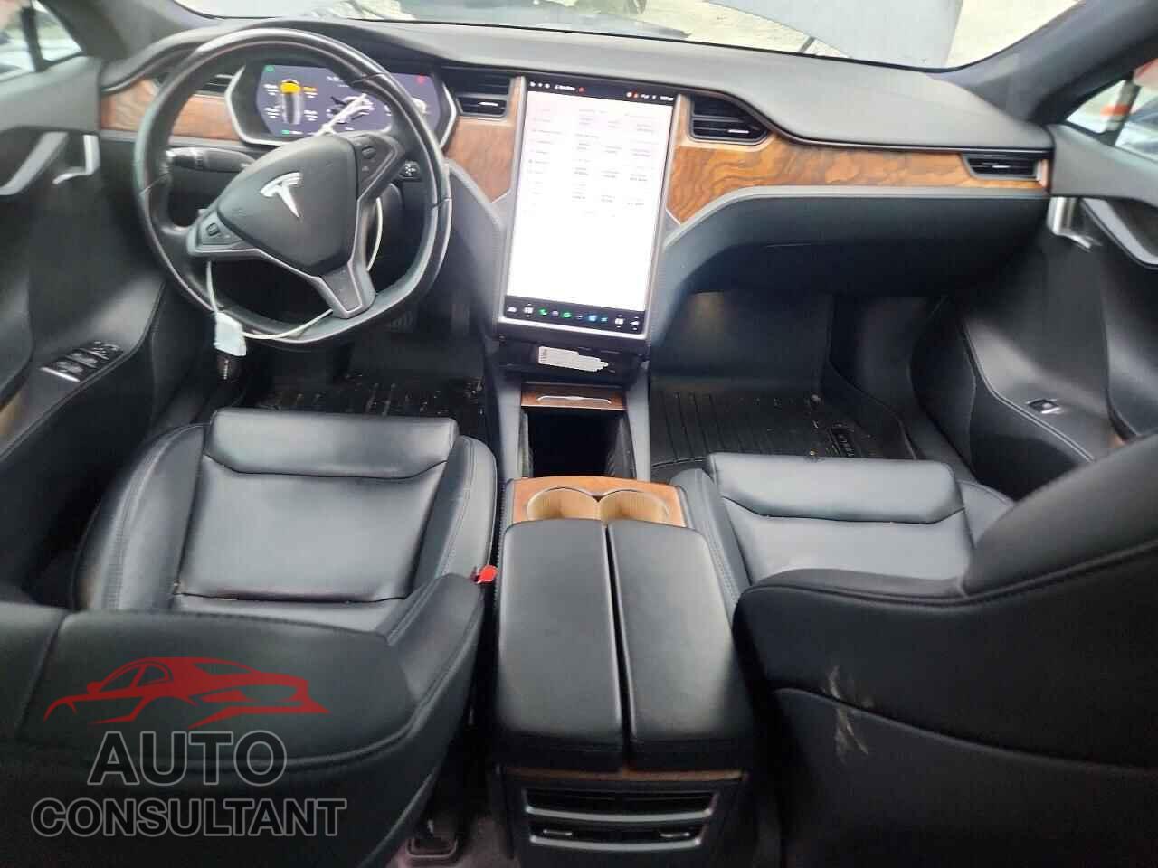 TESLA MODEL S 2021 - 5YJSA1E26MF425932