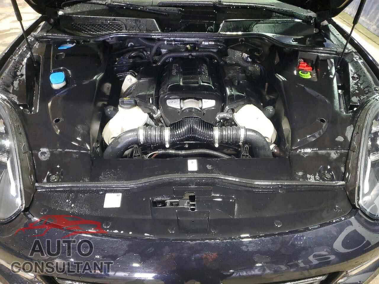 PORSCHE CAYENNE 2018 - WP1AC2A21JLA85324