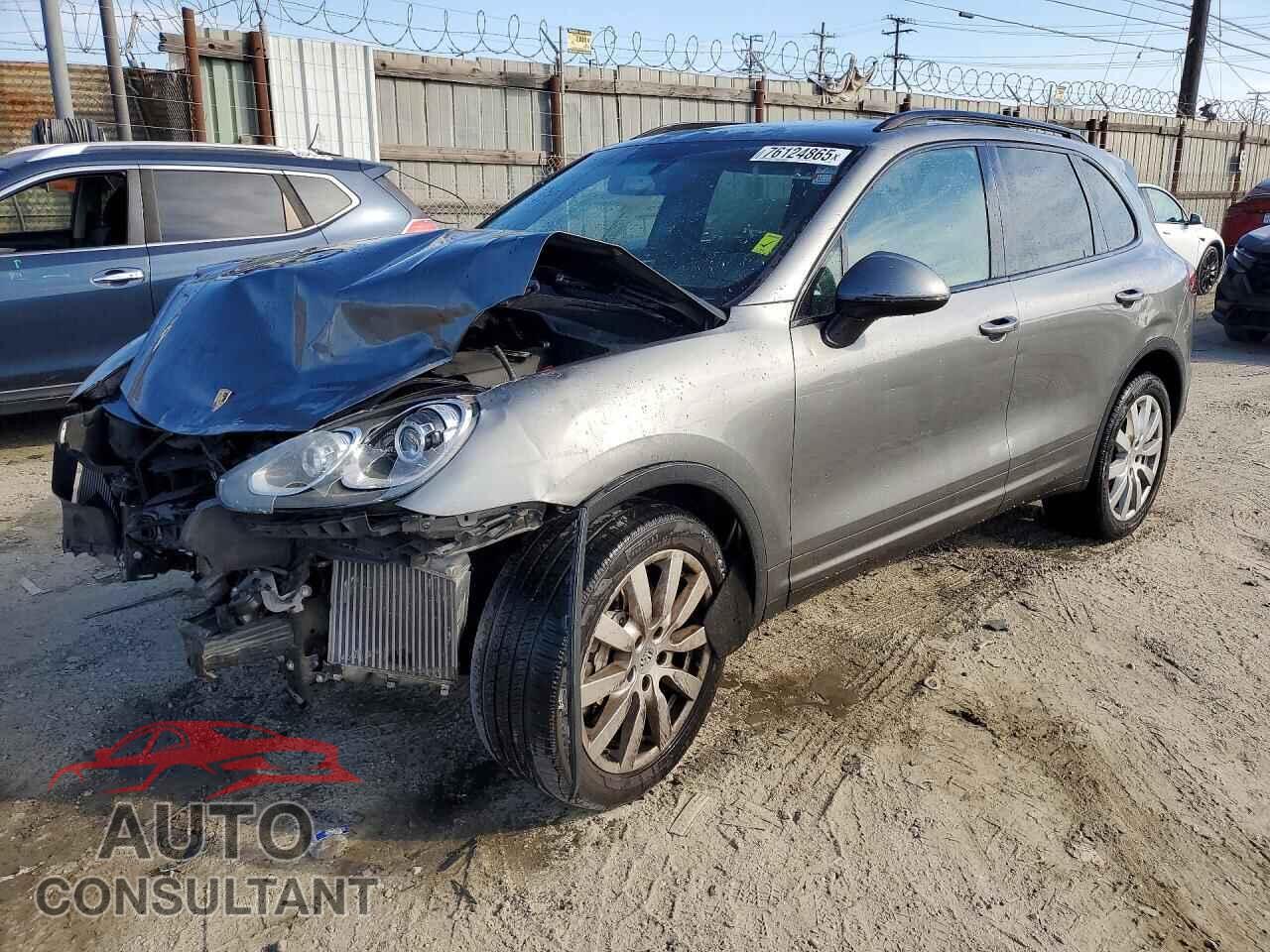 PORSCHE CAYENNE 2016 - WP1AB2A21GLA95590