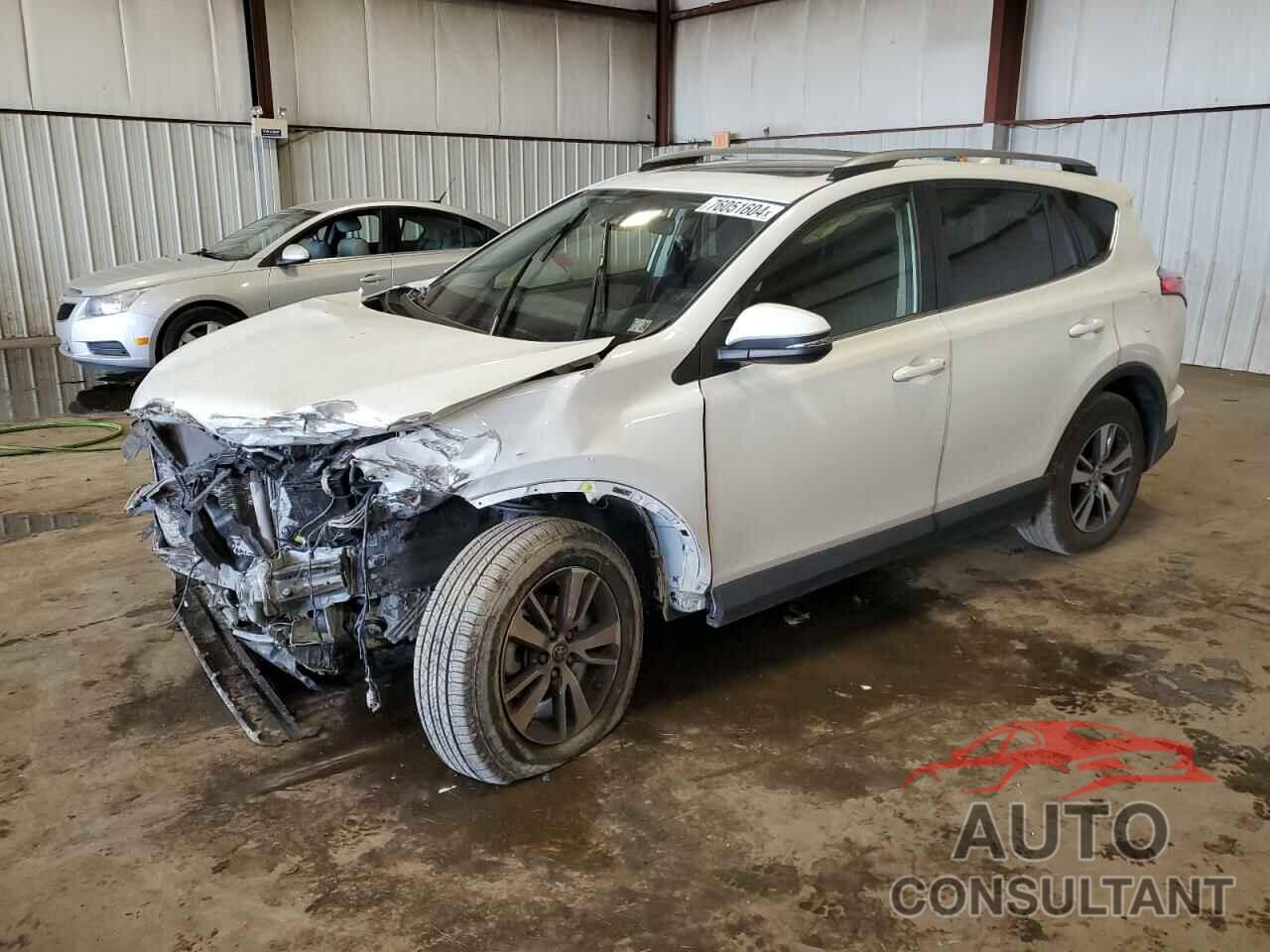 TOYOTA RAV4 2017 - JTMRFREV4HJ704741