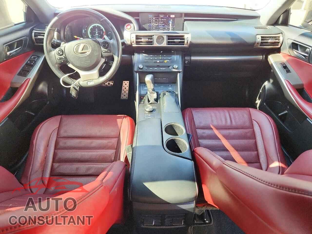 LEXUS IS 2015 - JTHBF1D29F5056439