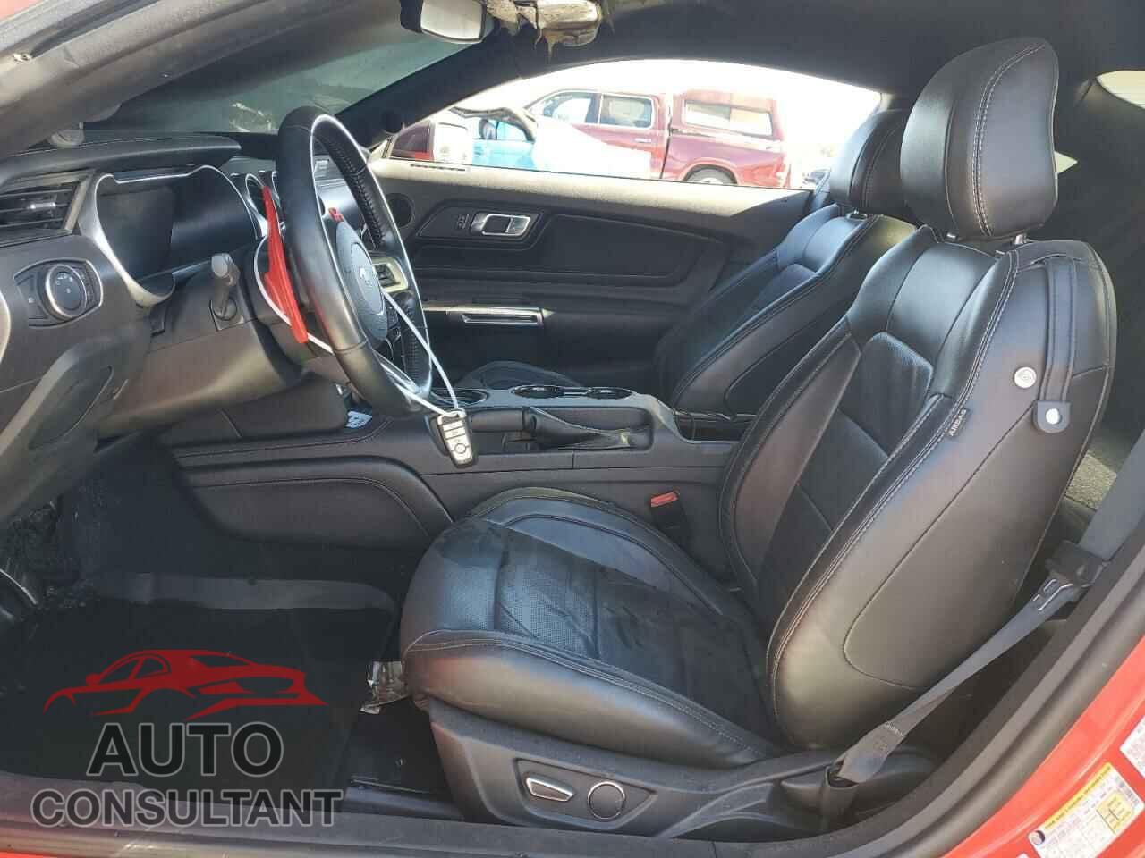 FORD MUSTANG 2019 - 1FA6P8CF1K5110135