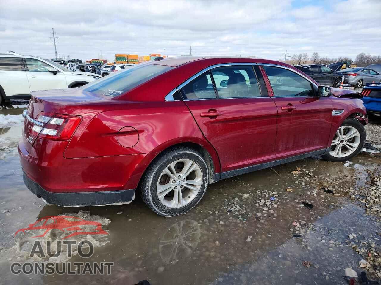FORD TAURUS 2019 - 1FAHP2E82KG100643