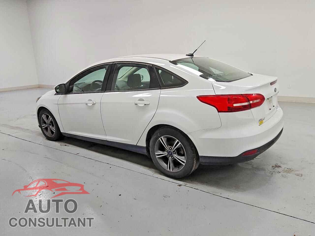 FORD FOCUS 2018 - 1FADP3FE7JL209372
