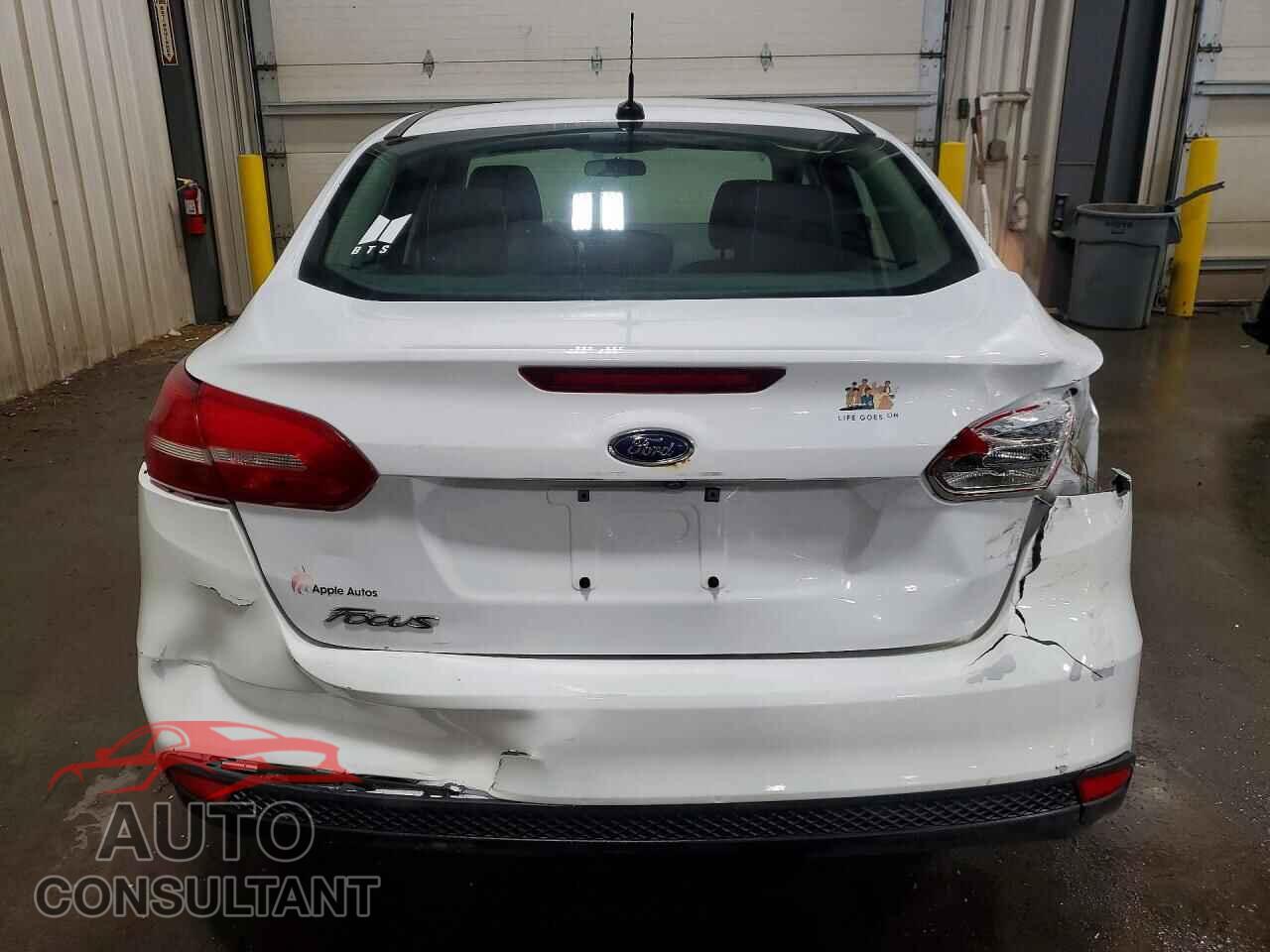 FORD FOCUS 2017 - 1FADP3E26HL277261
