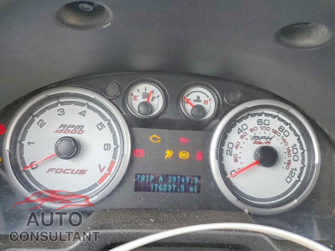 FORD FOCUS 2011 - 1FAHP3GN8BW201040