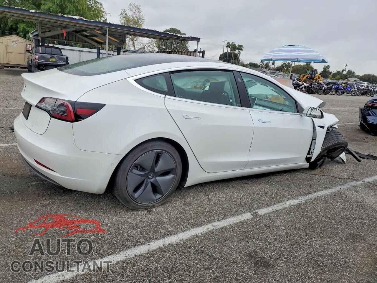 TESLA MODEL 3 2019 - 5YJ3E1EA0KF310577