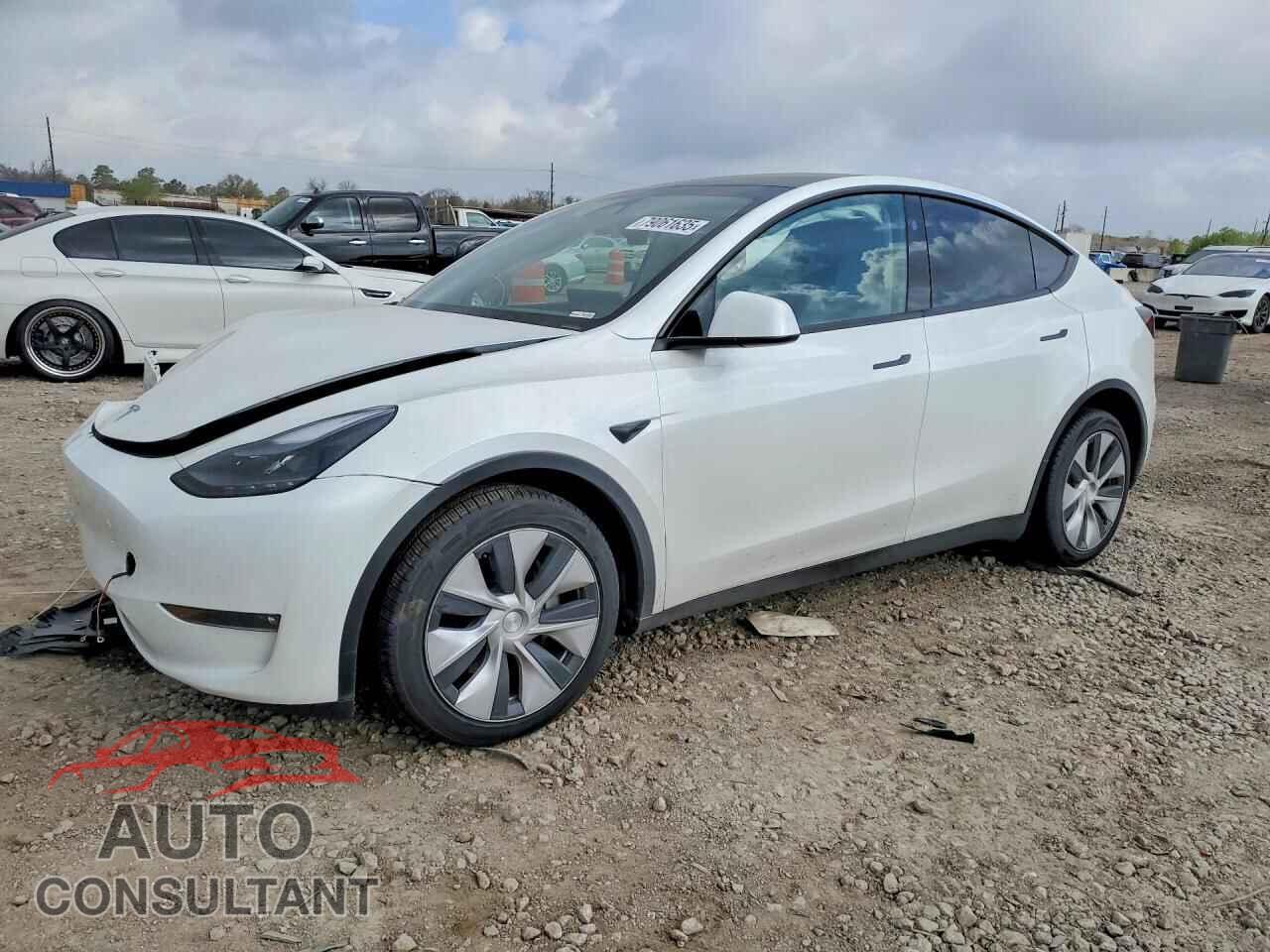 TESLA MODEL Y 2023 - 7SAYGDEE5PF875857
