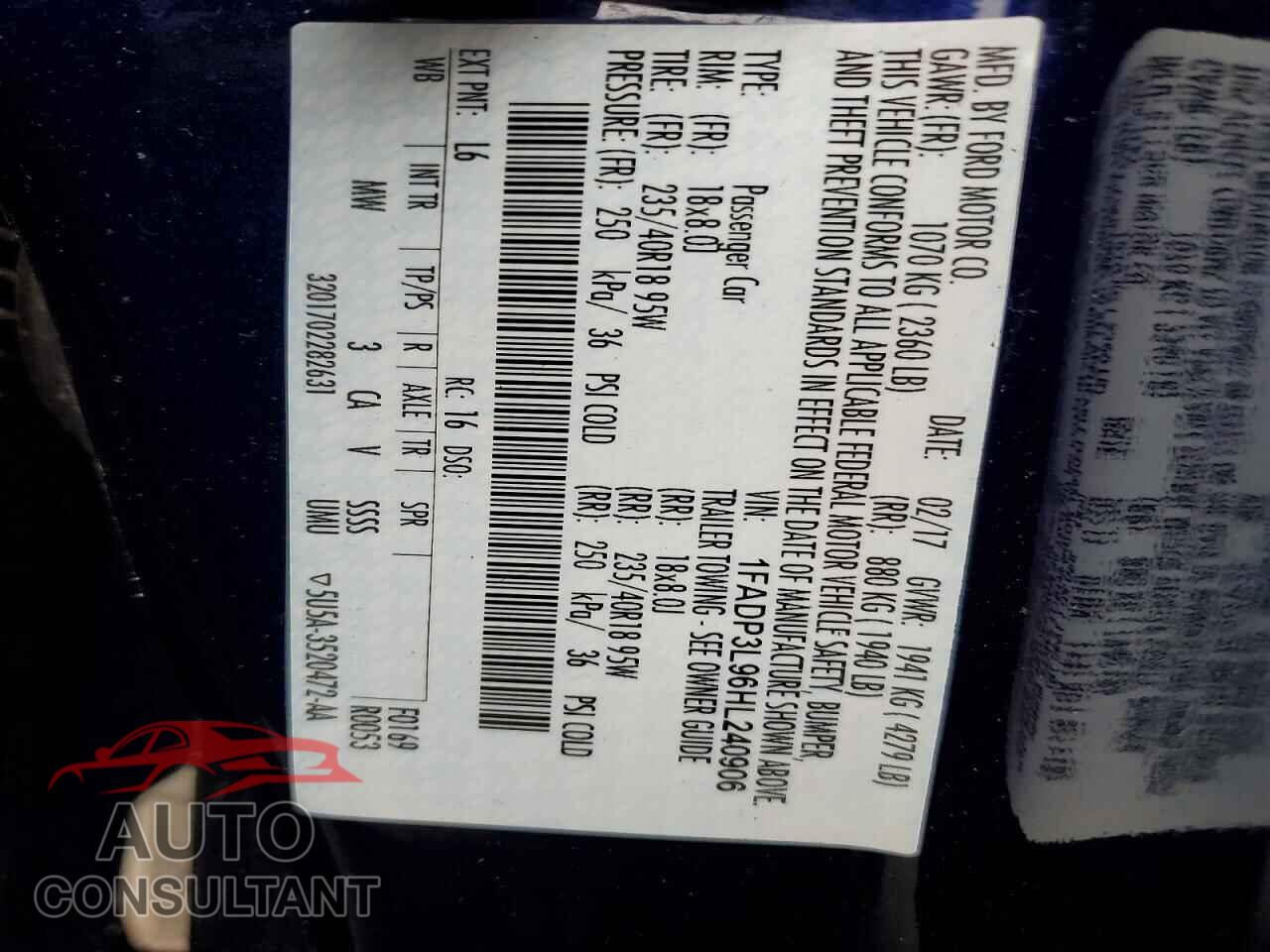 FORD FOCUS 2017 - 1FADP3L96HL240906