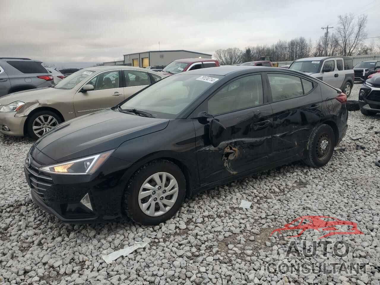 HYUNDAI ELANTRA 2019 - 5NPD74LF0KH406628