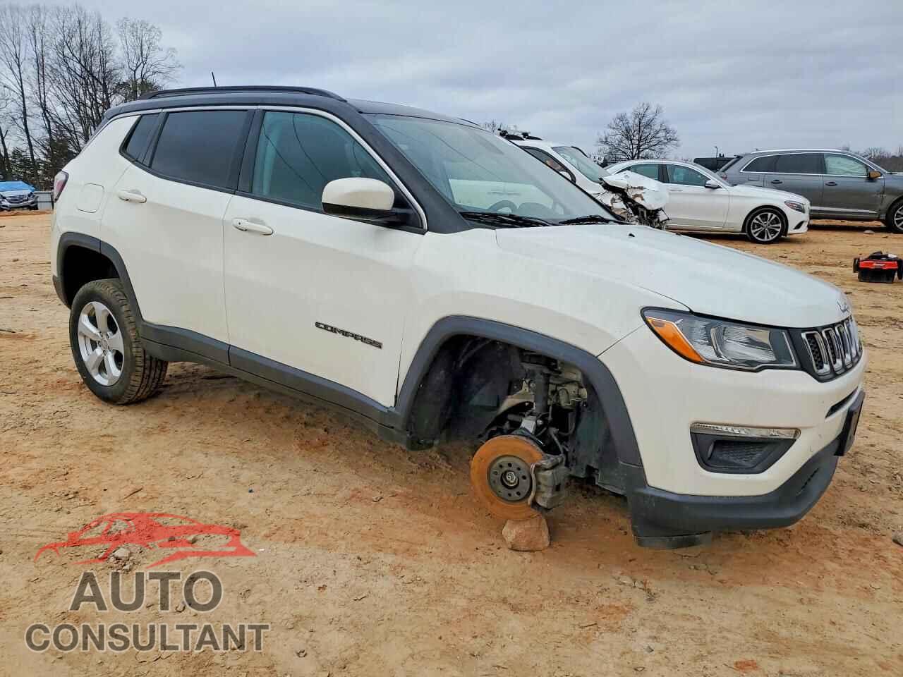 JEEP COMPASS 2018 - 3C4NJDBB5JT177771