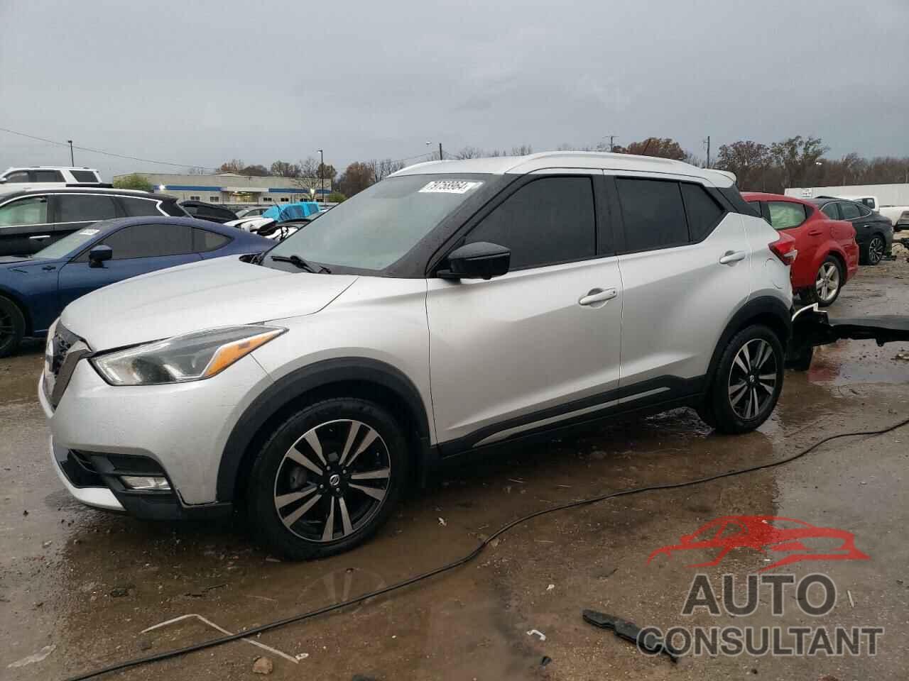 NISSAN KICKS 2019 - 3N1CP5CU4KL521607
