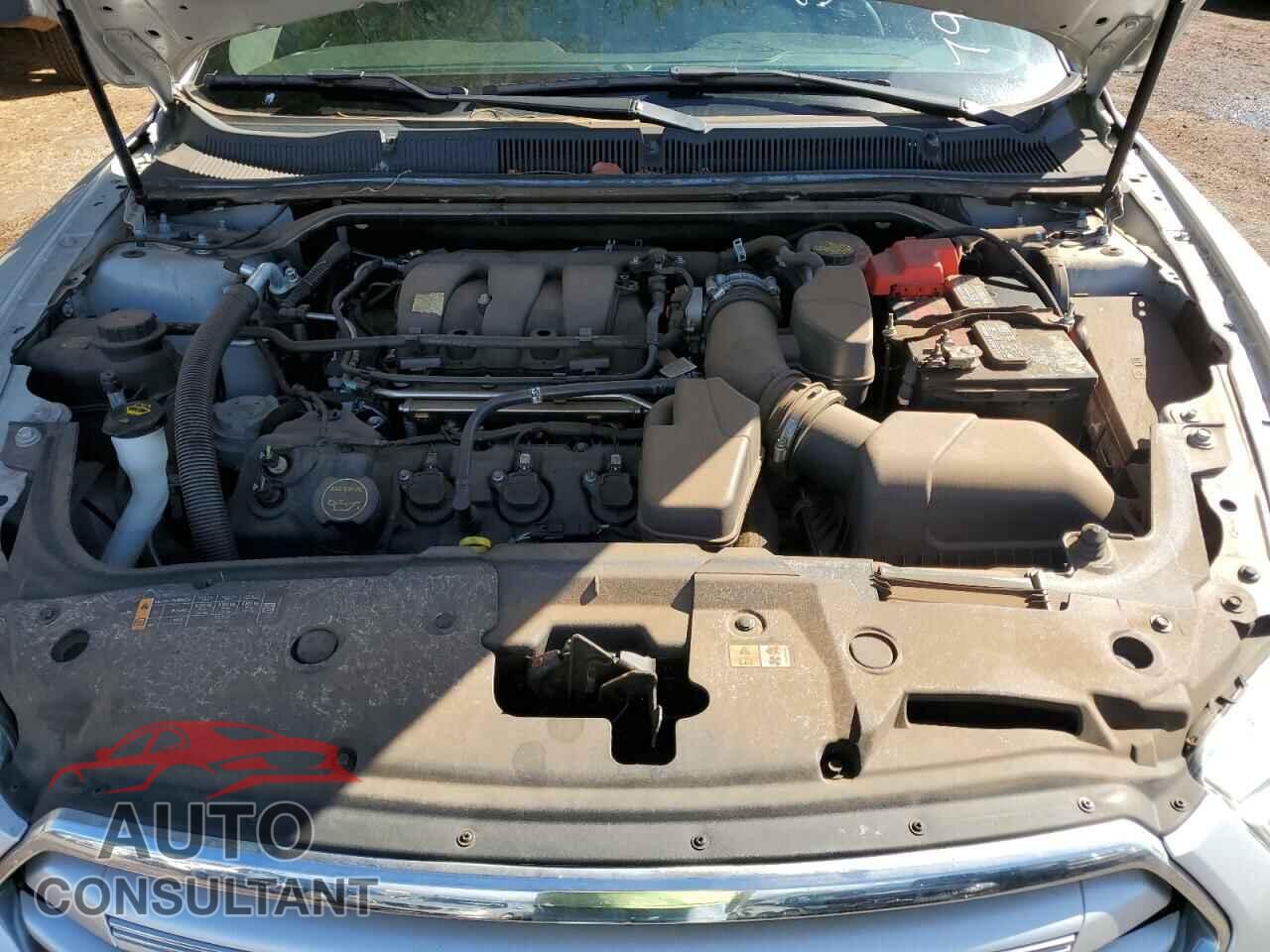 FORD TAURUS 2019 - 1FAHP2F80KG118038