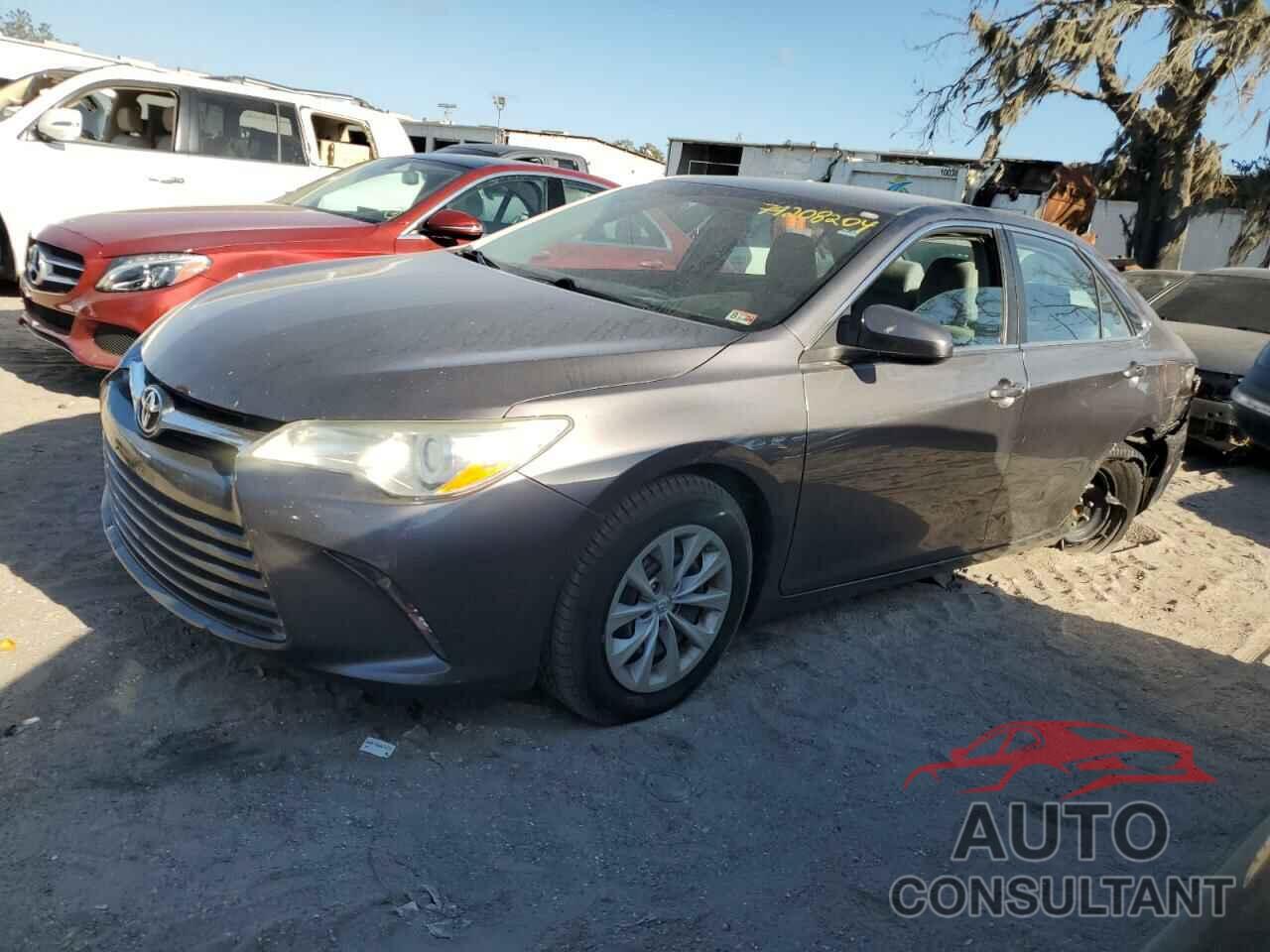 TOYOTA CAMRY 2016 - 4T4BF1FK2GR545109