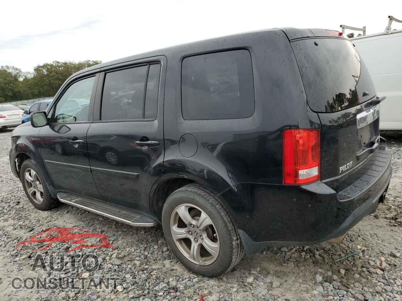 HONDA PILOT 2015 - 5FNYF4H59FB017592