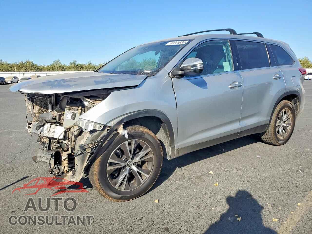 TOYOTA HIGHLANDER 2019 - 5TDZZRFH5KS363442