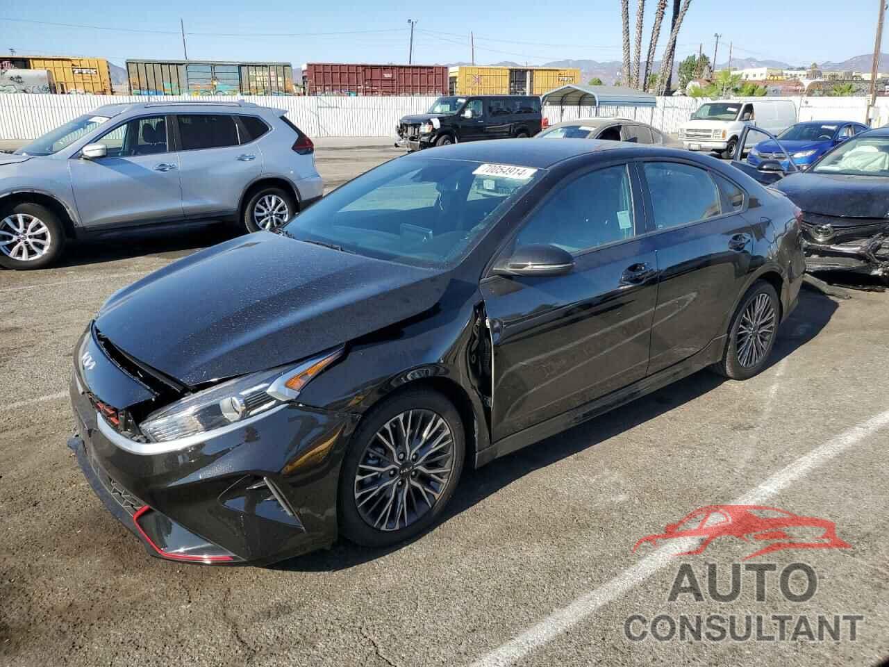 KIA FORTE 2023 - 3KPF54AD4PE652657