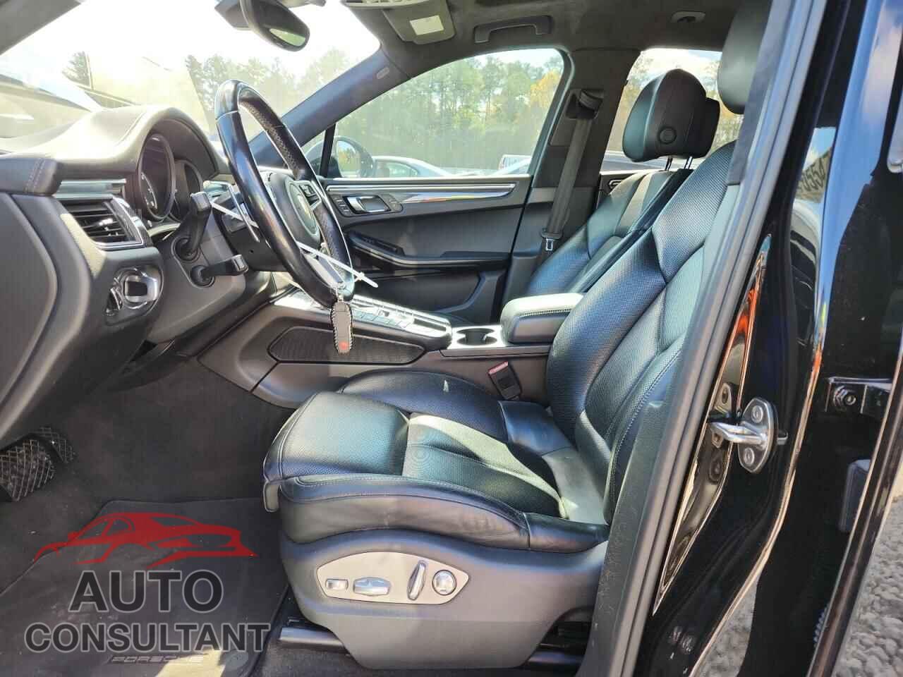 PORSCHE MACAN 2016 - WP1AF2A58GLB93854