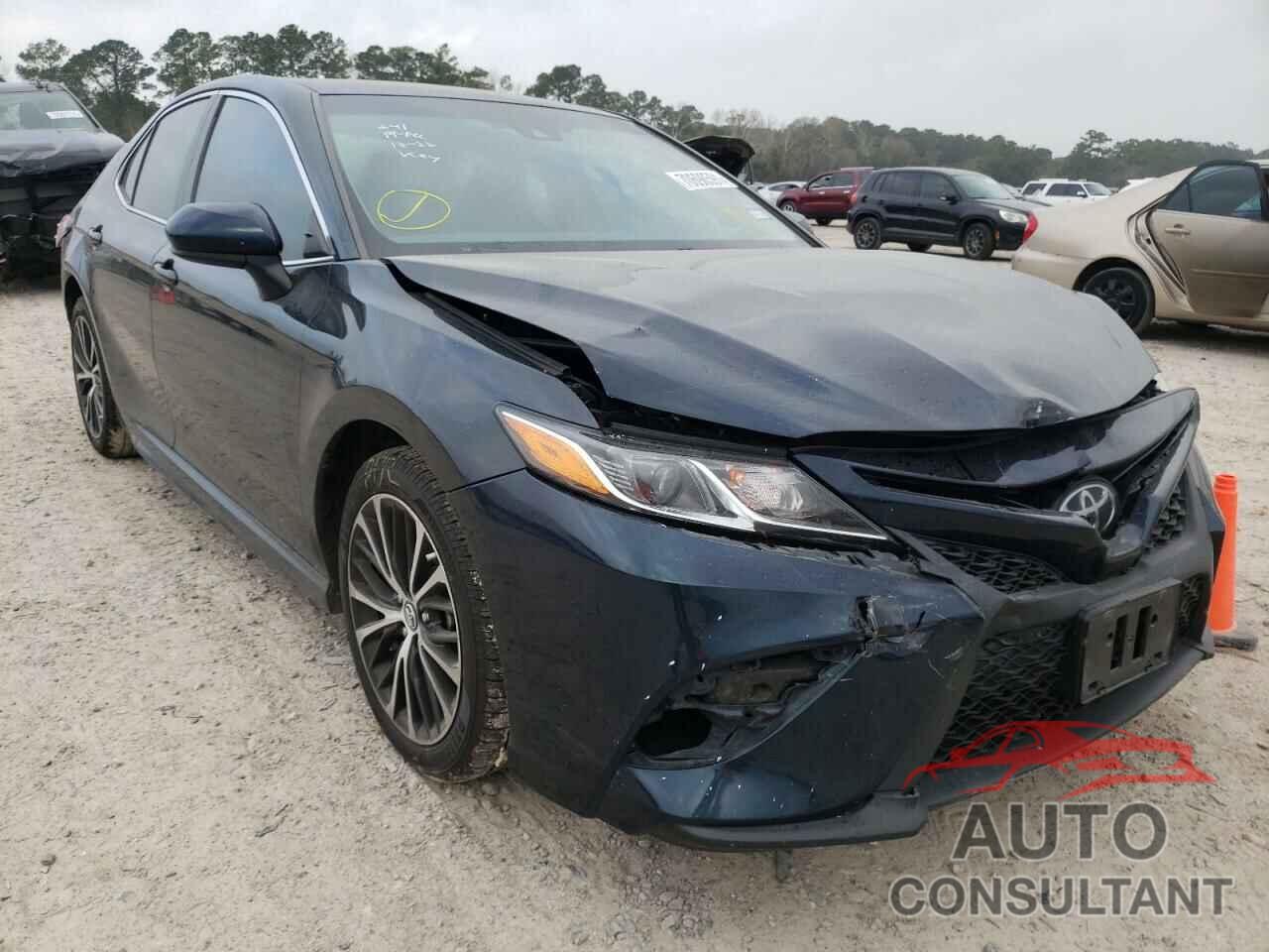 TOYOTA CAMRY 2018 - 4T1B11HK6JU648224
