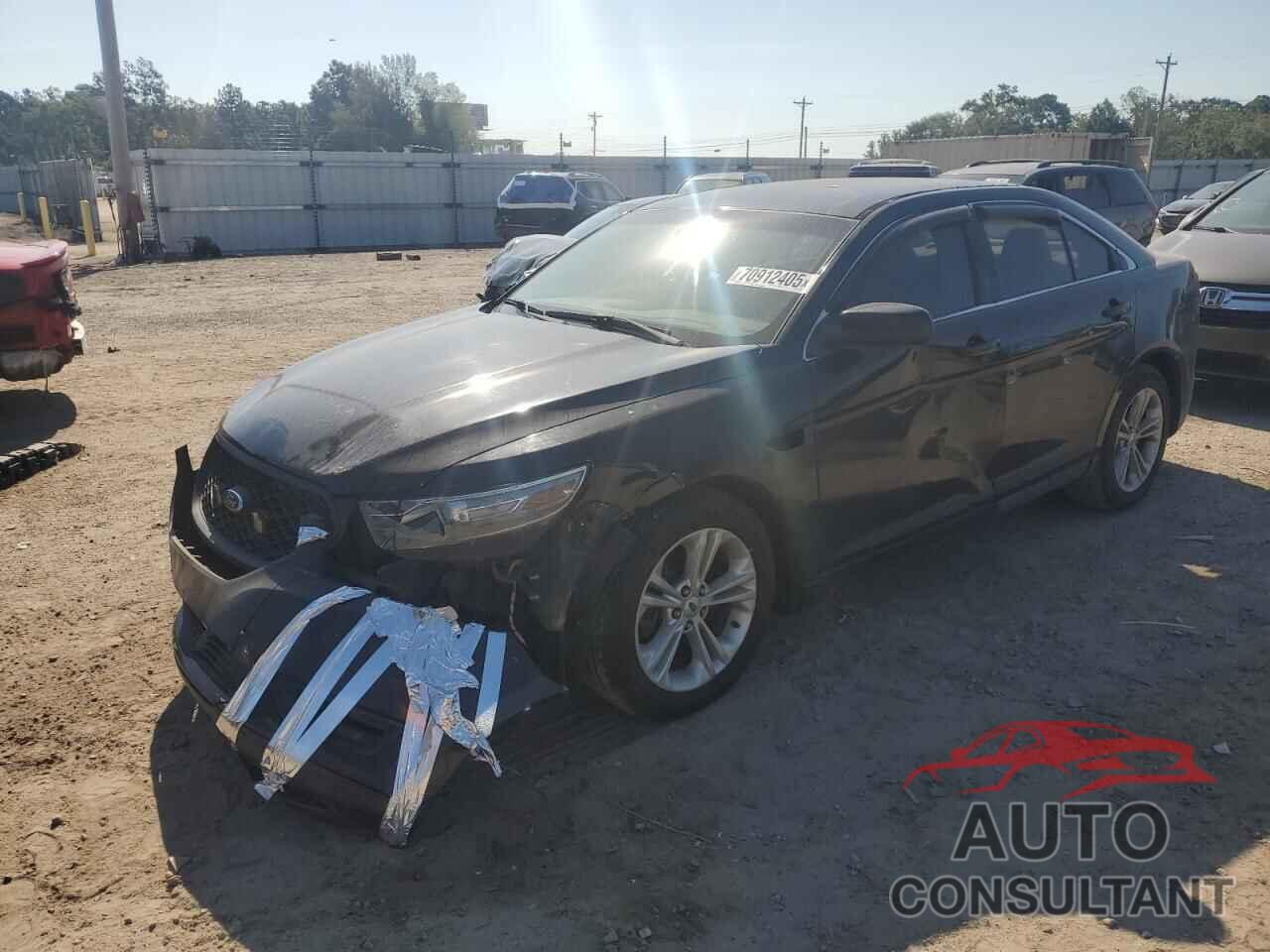 FORD TAURUS 2013 - 1FAHP2E88DG117238
