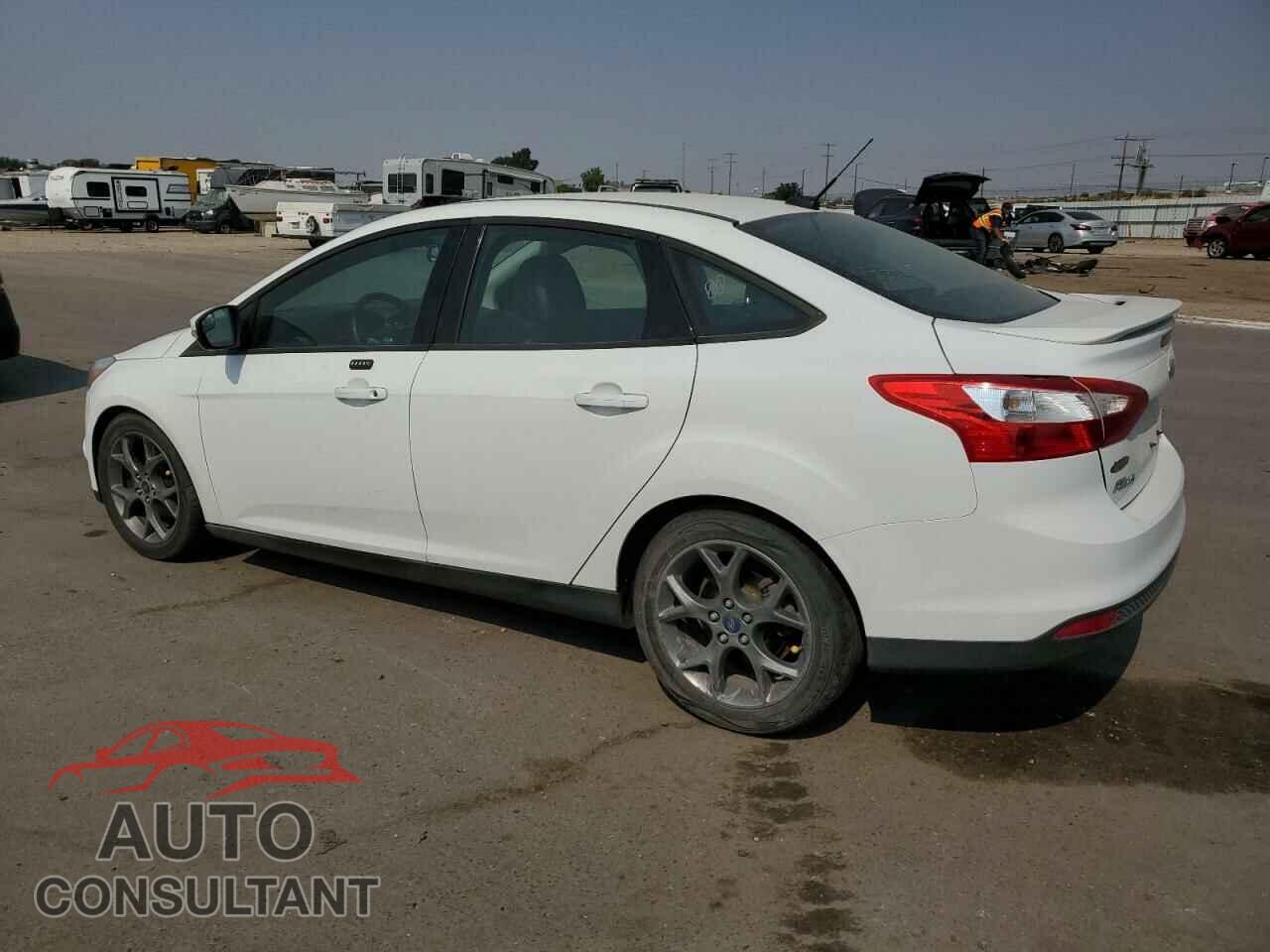 FORD FOCUS 2014 - 1FADP3F22EL110454