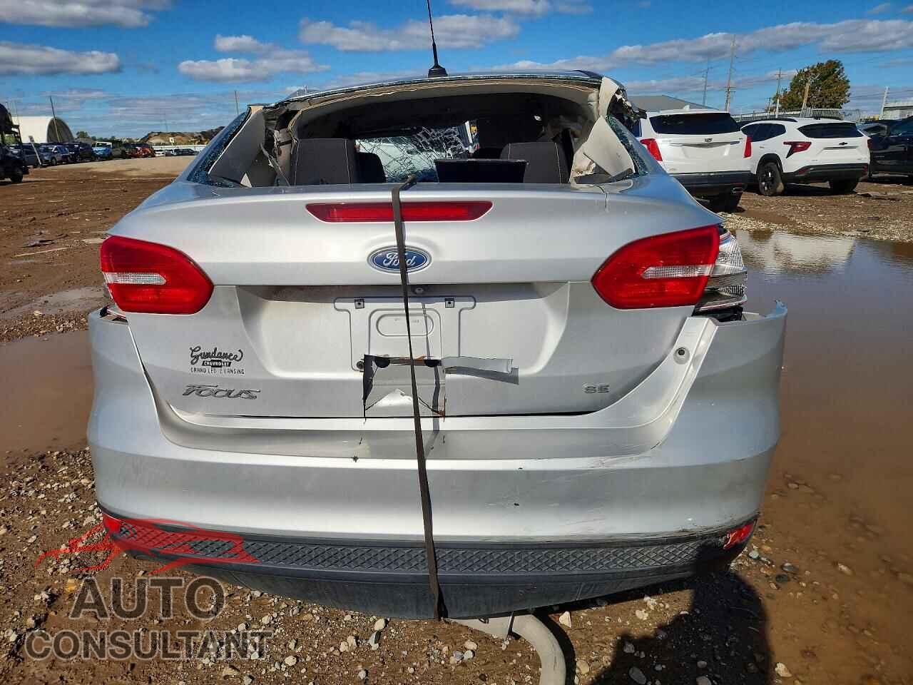 FORD FOCUS 2017 - 1FADP3F24HL315584