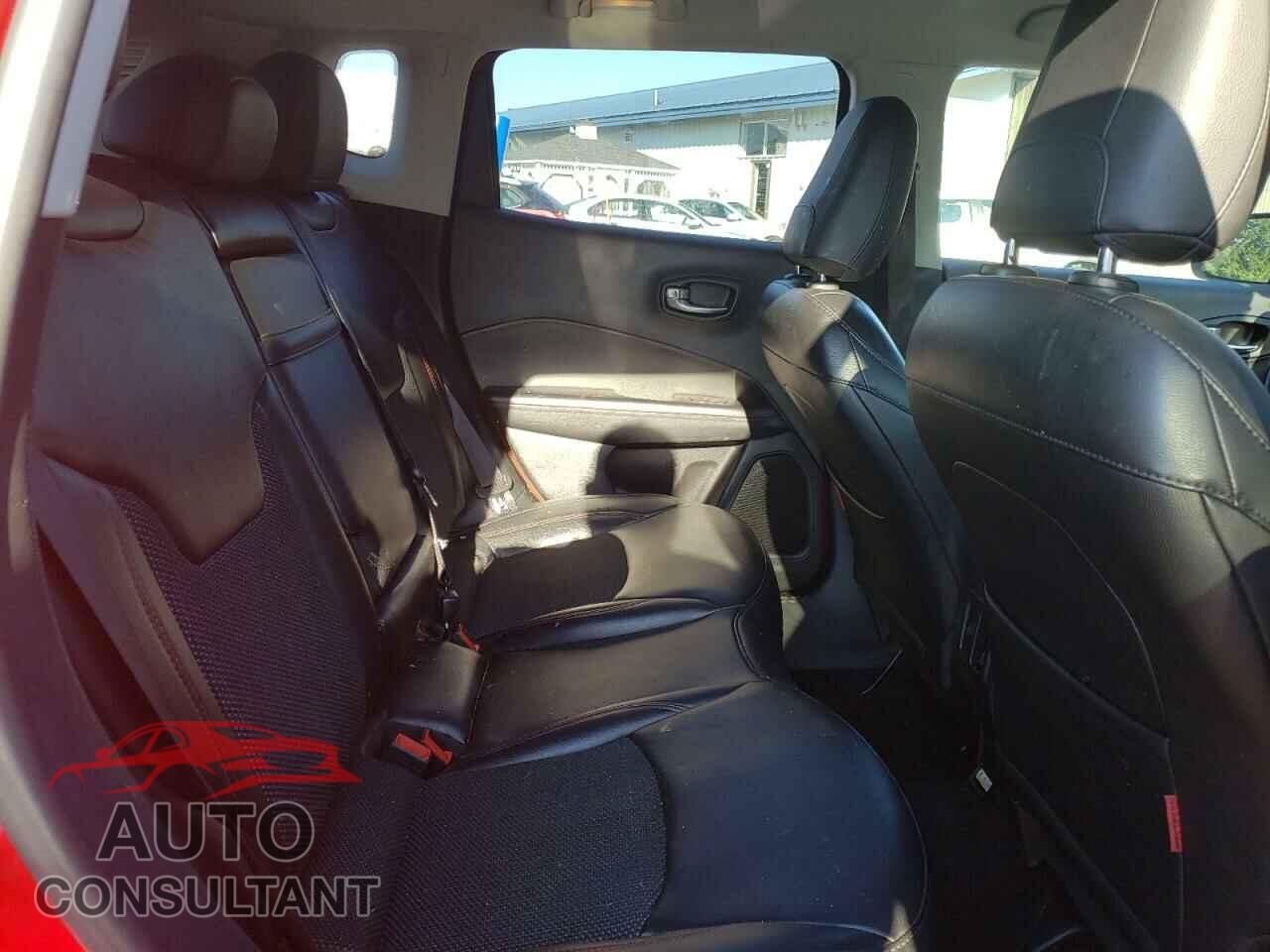 JEEP COMPASS 2019 - 3C4NJDDB0KT825533