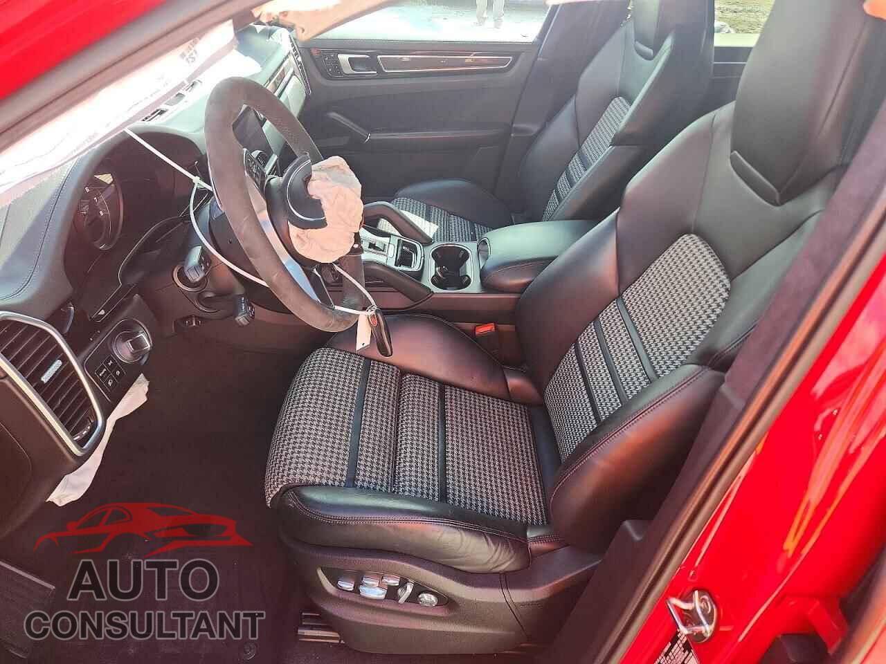 PORSCHE CAYENNE 2021 - WP1BG2AY7MDA49360