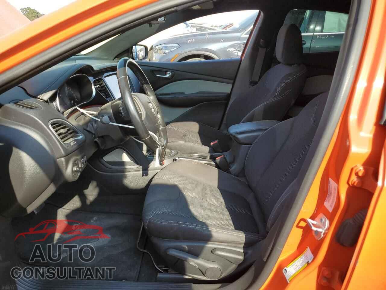 DODGE DART 2015 - 1C3CDFBB6FD407703