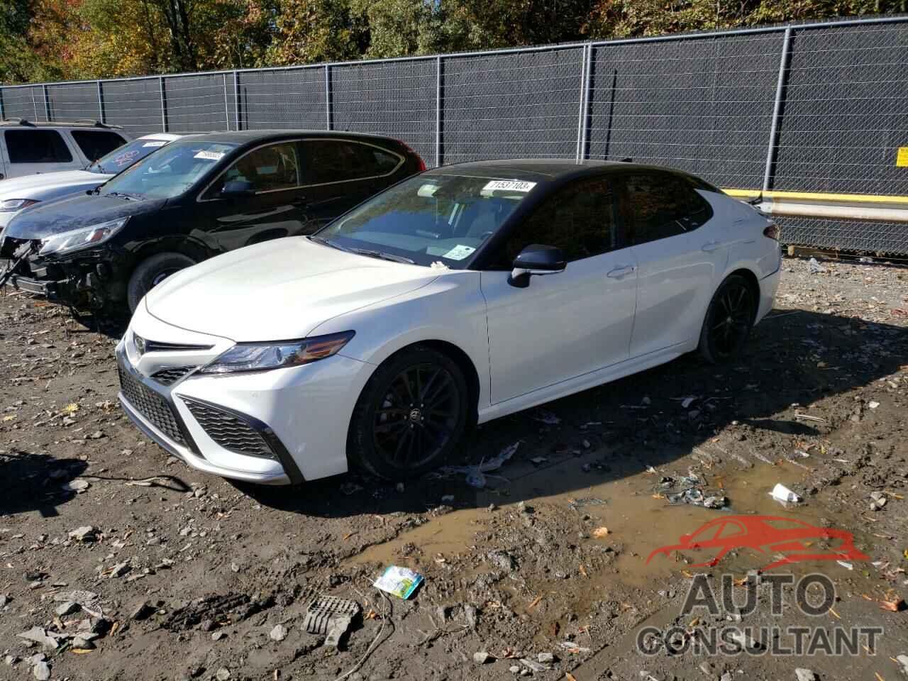 TOYOTA CAMRY 2021 - 4T1KZ1AK7MU054913