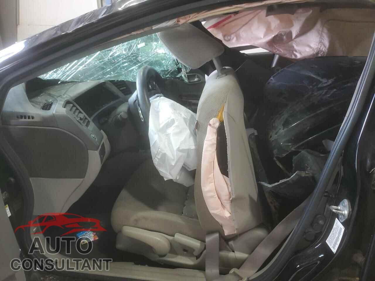 HONDA CIVIC 2012 - 2HGFB2F58CH503361