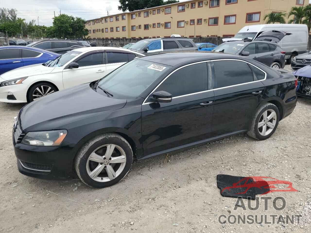 VOLKSWAGEN PASSAT 2013 - 1VWBP7A32DC015140